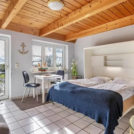 Schipp Landen Lisa Appartement Husum  Buitenkant foto